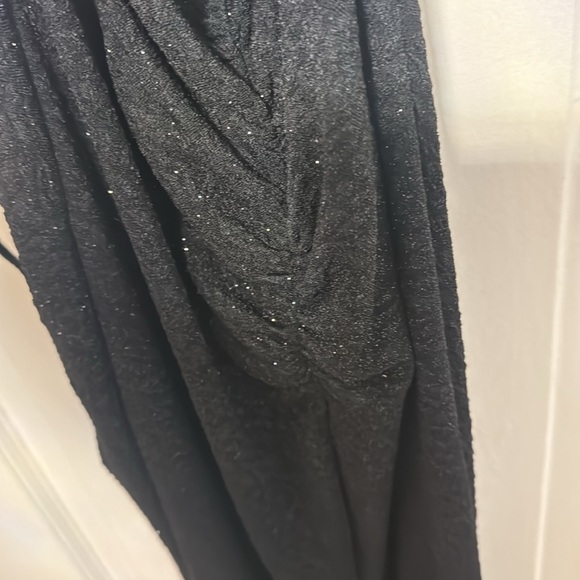 HONEY- black glitter gown size S - Picture 4 of 4